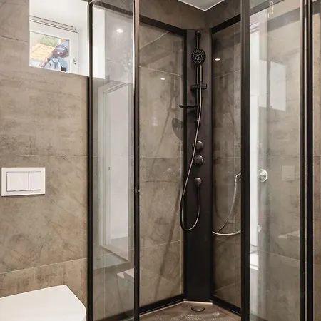 Apartman Dinbnb I 135 Sqm And 2 Floors Of Luxury I New In 2024 *